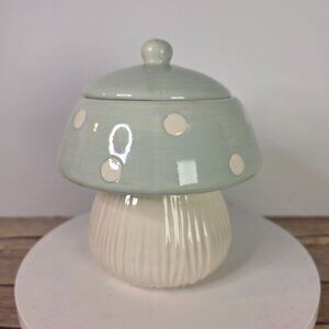 Target Bullseye Mushroom-Shaped Ceramic Canister w/ Lid 6.5" Green & White